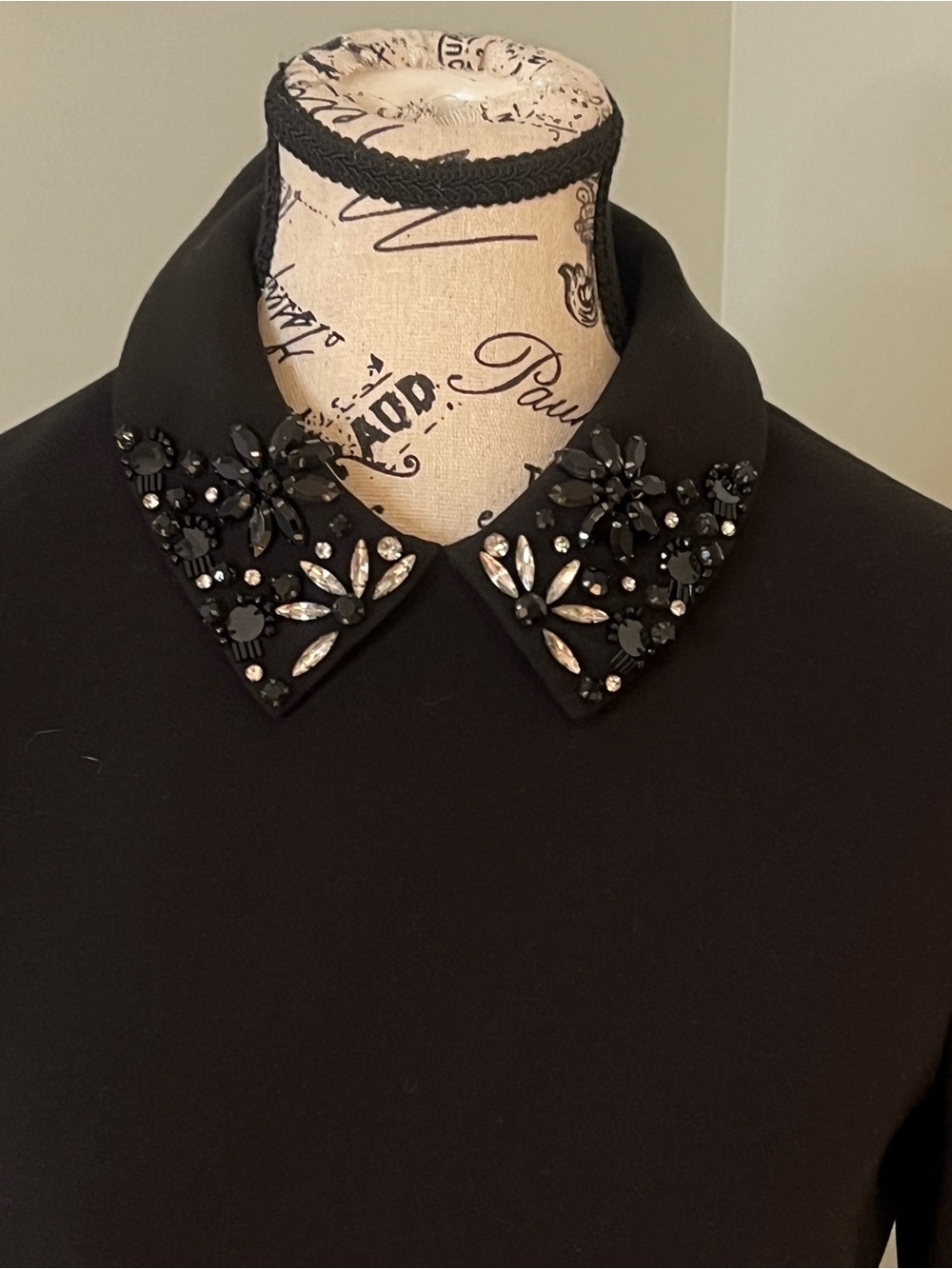Kate Spade Black A-line Dress w/ Jewel Adorned Collar | Size 4 | Great Condition - Picture 10 of 15